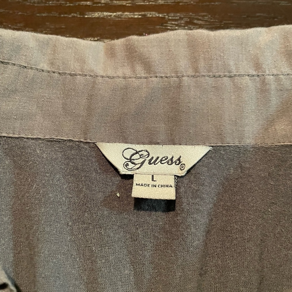 Gray Guess Top size large